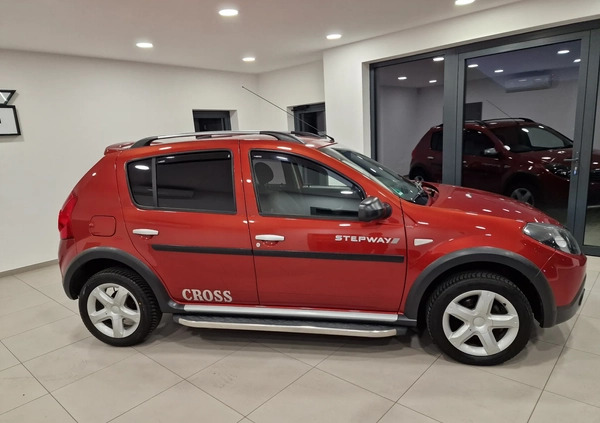 Dacia Sandero Stepway cena 24900 przebieg: 126000, rok produkcji 2010 z Lubniewice małe 211